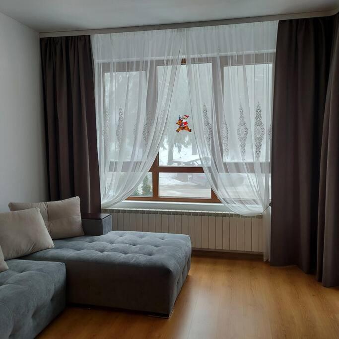 Ferienwohnung Семи Гарден Borowez Exterior foto